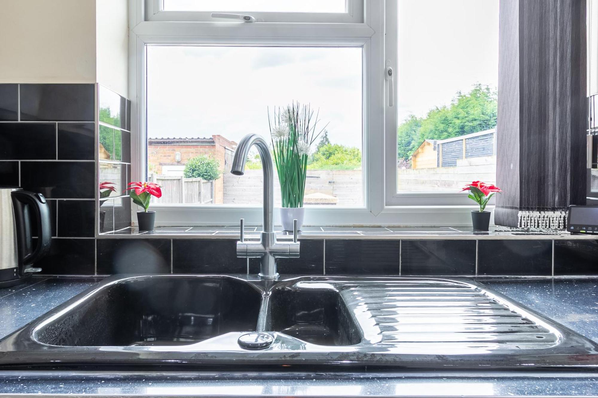 Bathway House - Free Secured Parking And Wifi Apartment Coventry Exterior foto
