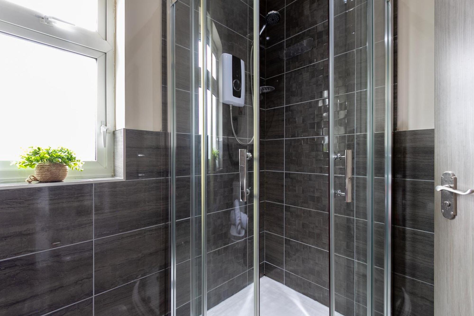 Bathway House - Free Secured Parking And Wifi Apartment Coventry Exterior foto