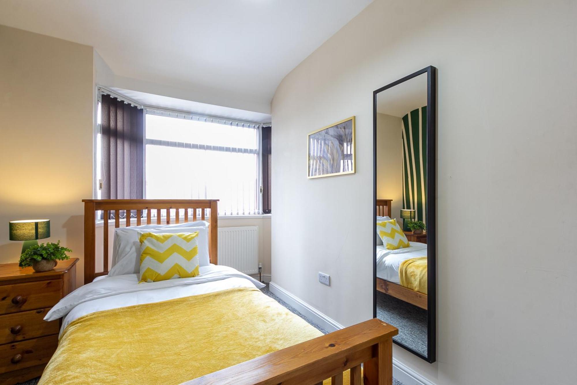 Bathway House - Free Secured Parking And Wifi Apartment Coventry Exterior foto