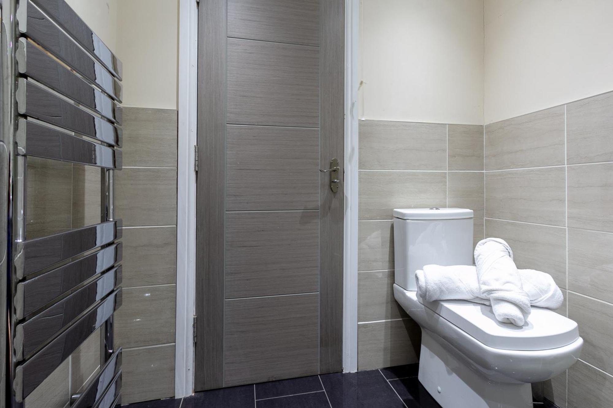 Bathway House - Free Secured Parking And Wifi Apartment Coventry Exterior foto