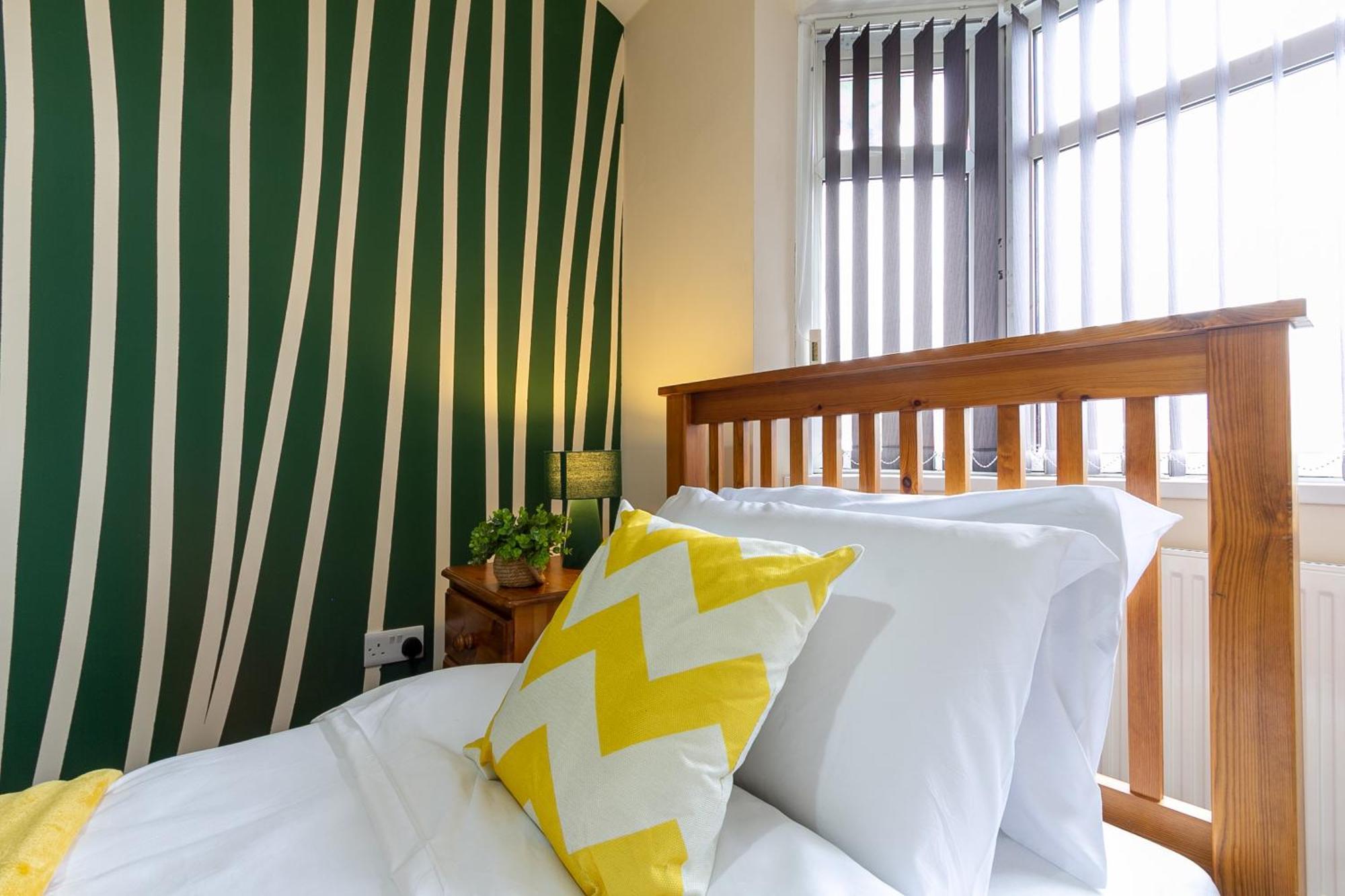 Bathway House - Free Secured Parking And Wifi Apartment Coventry Exterior foto