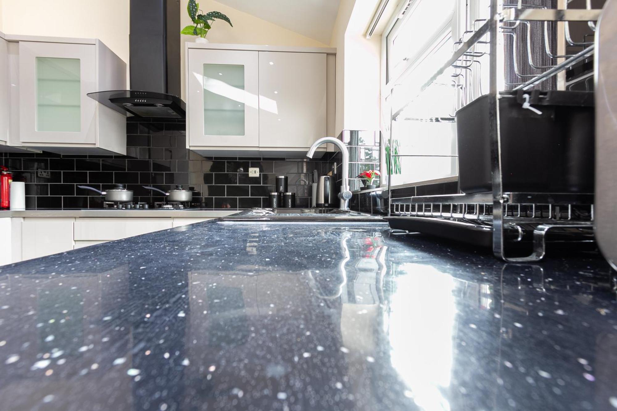 Bathway House - Free Secured Parking And Wifi Apartment Coventry Exterior foto